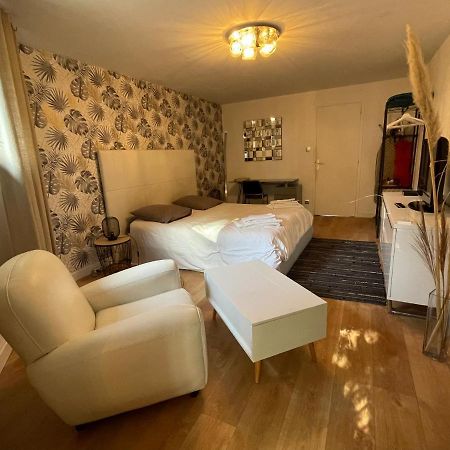 Bed and Breakfast Ty Logis Montrabe Екстер'єр фото